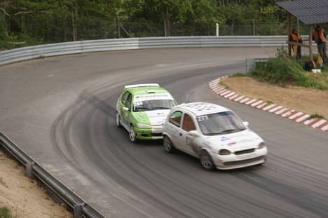 DcRacing DM treer efter 2 DM-afdelinger.